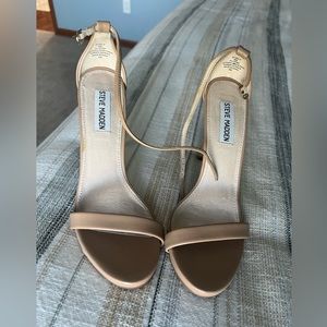 Women’s Steve Madden Jude color leather dress heels
